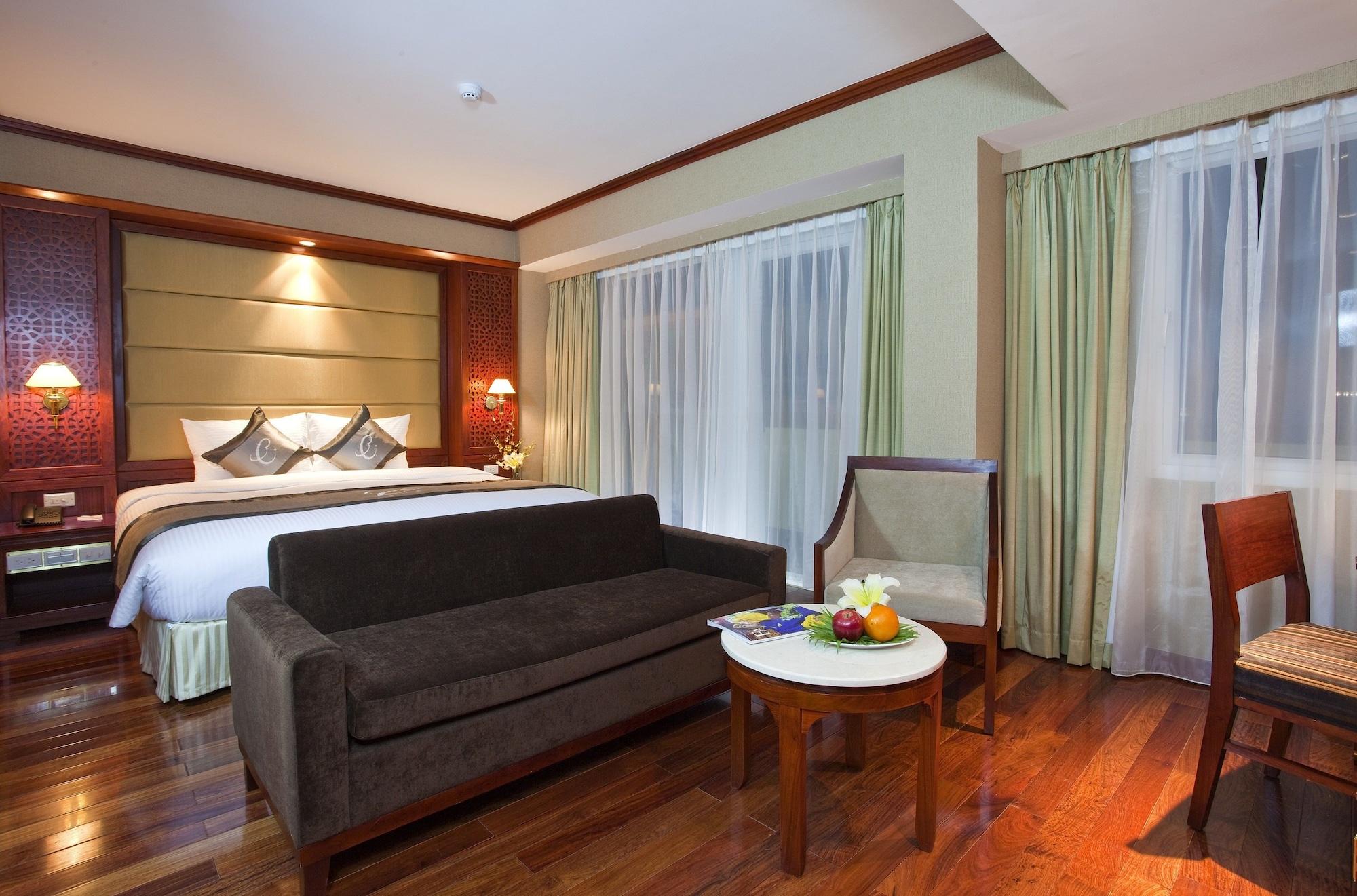 Conifer Boutique Hotel Hanoi Exterior photo