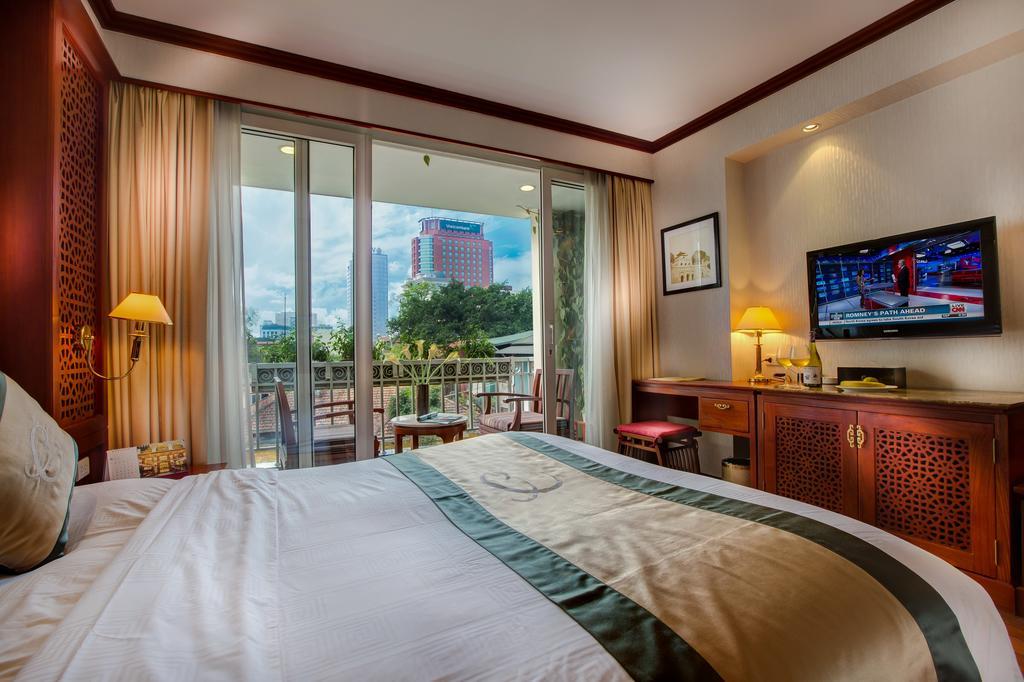 Conifer Boutique Hotel Hanoi Exterior photo