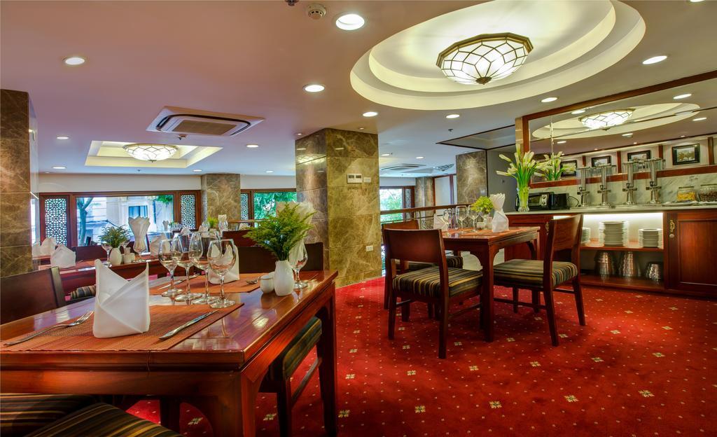 Conifer Boutique Hotel Hanoi Exterior photo