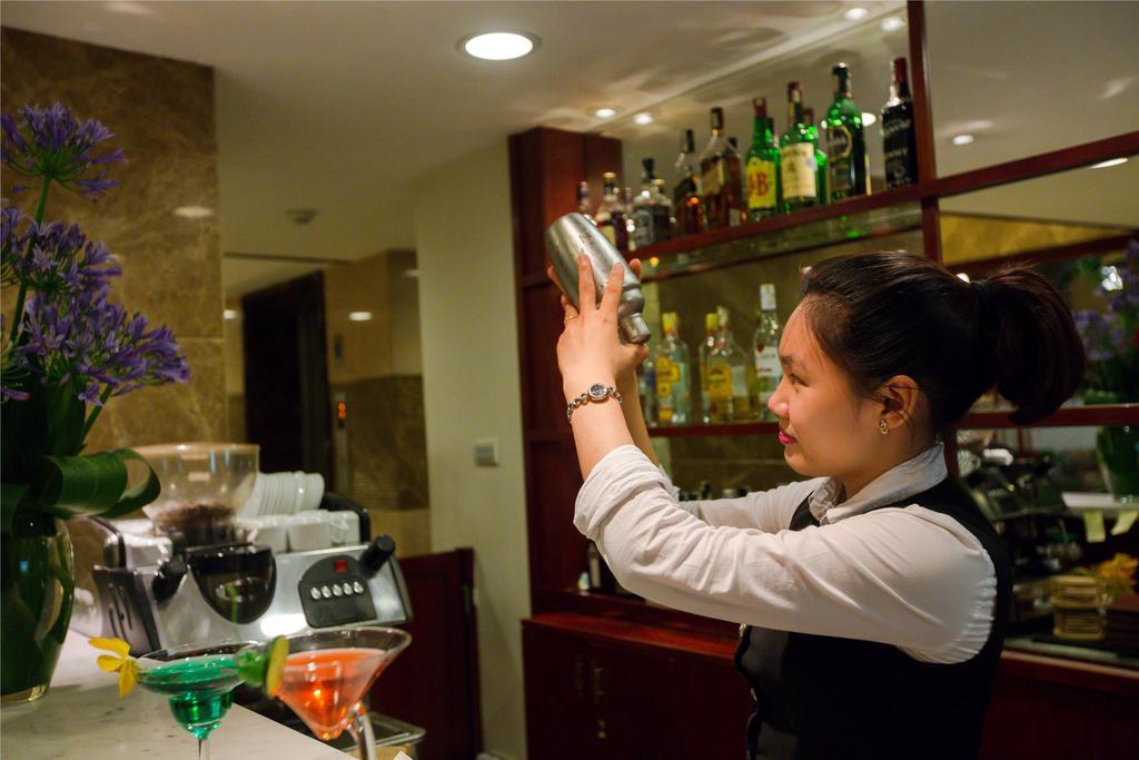 Conifer Boutique Hotel Hanoi Exterior photo