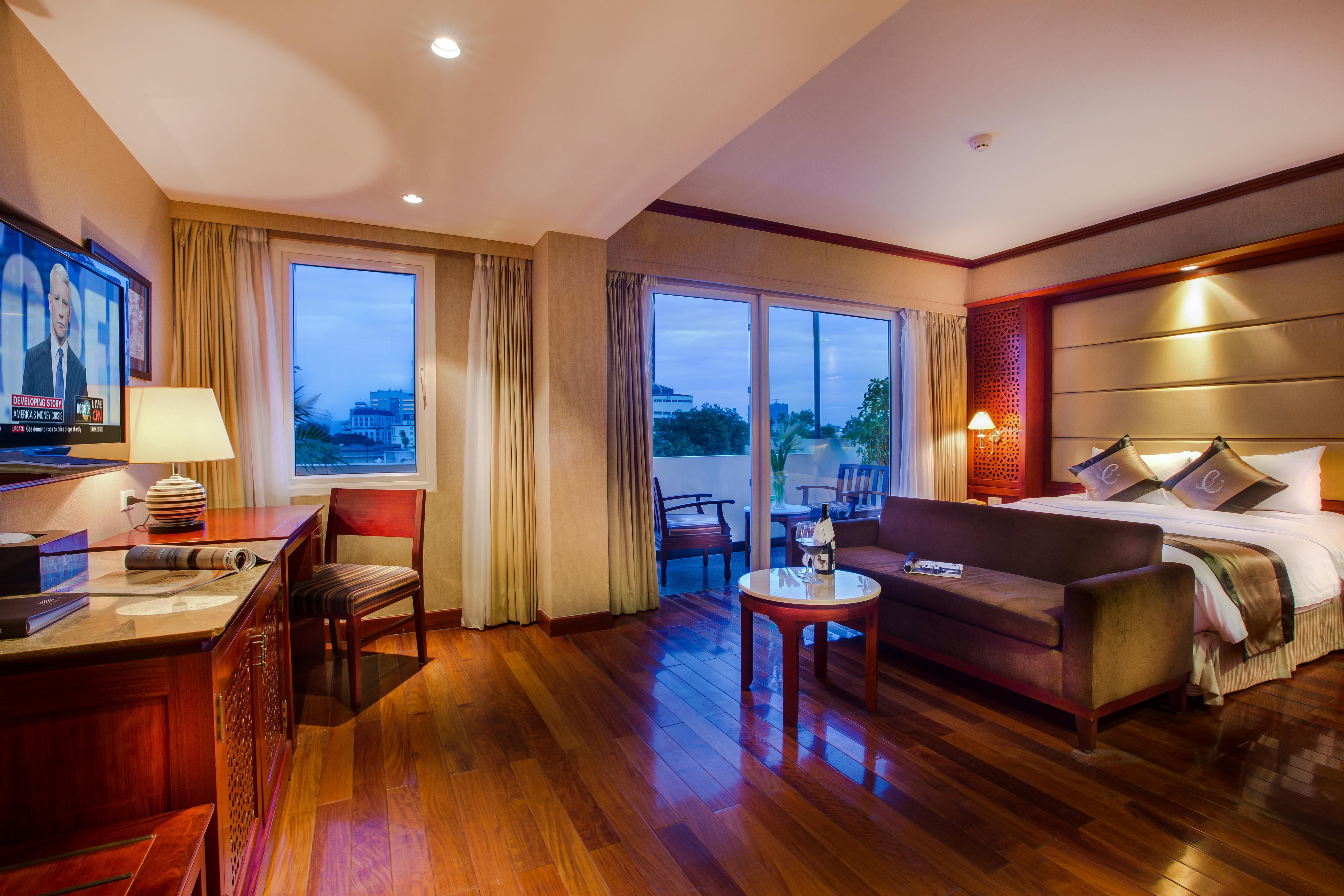 Conifer Boutique Hotel Hanoi Exterior photo