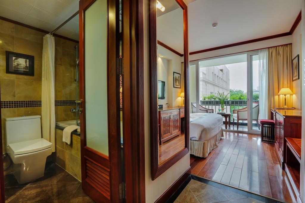 Conifer Boutique Hotel Hanoi Exterior photo