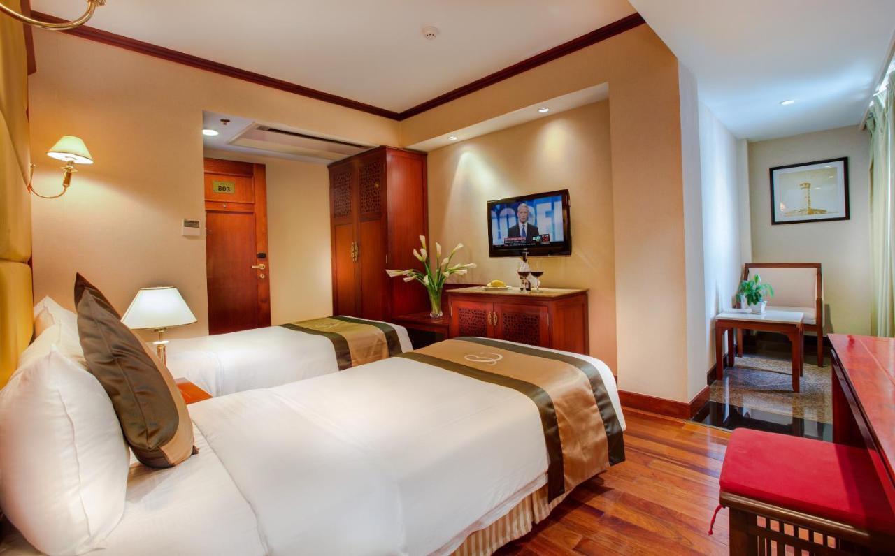 Conifer Boutique Hotel Hanoi Exterior photo